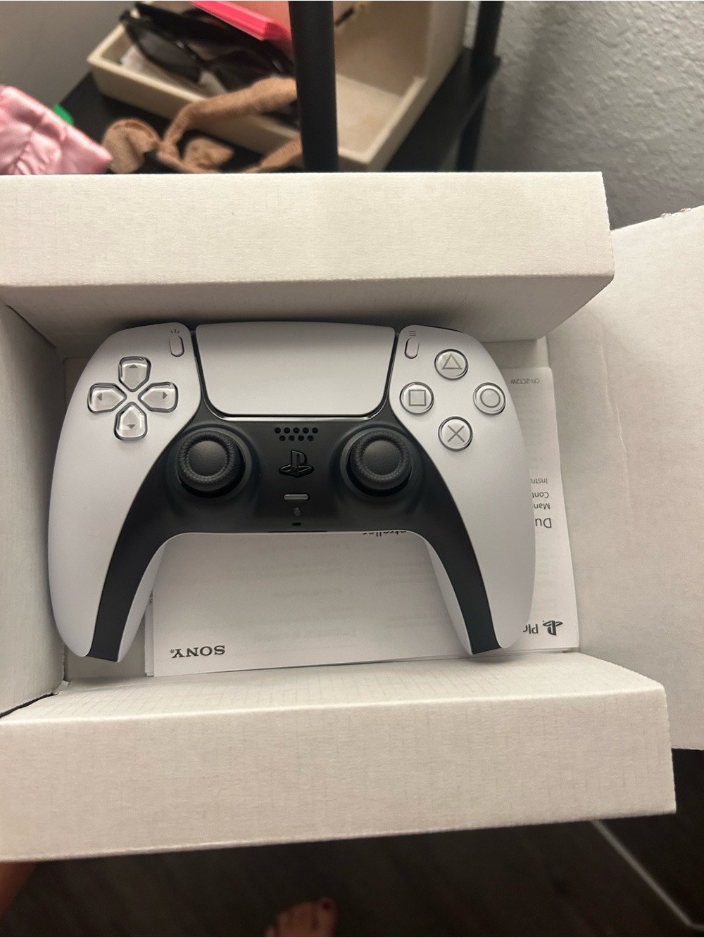 Sony DualSense Wireless Controller White & Black  New